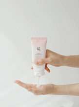 Cargar imagen en el visor de la galería, Gel exfoliante de damasco / Apricot Blossom Peeling Gel