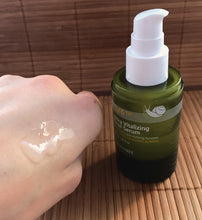 Cargar imagen en el visor de la galería, Sérum de Caracol Ultra Vitalizante / Ultra Vitalizing Snail Serum
