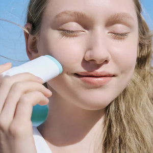 Protector solar de centella asiática y ácido hialurónico / Madagascar Centella Hyalu-Cica Silky-Fit Sun Stick 20g