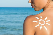 Cargar imagen en el visor de la galería, Bloqueador solar SPF +50 / Birch Juice Moisturizing Sun Screen
