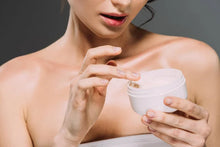 Cargar imagen en el visor de la galería, Desmaquillante facial hidratante y nutritivo / Radiance Cleansing Balm
